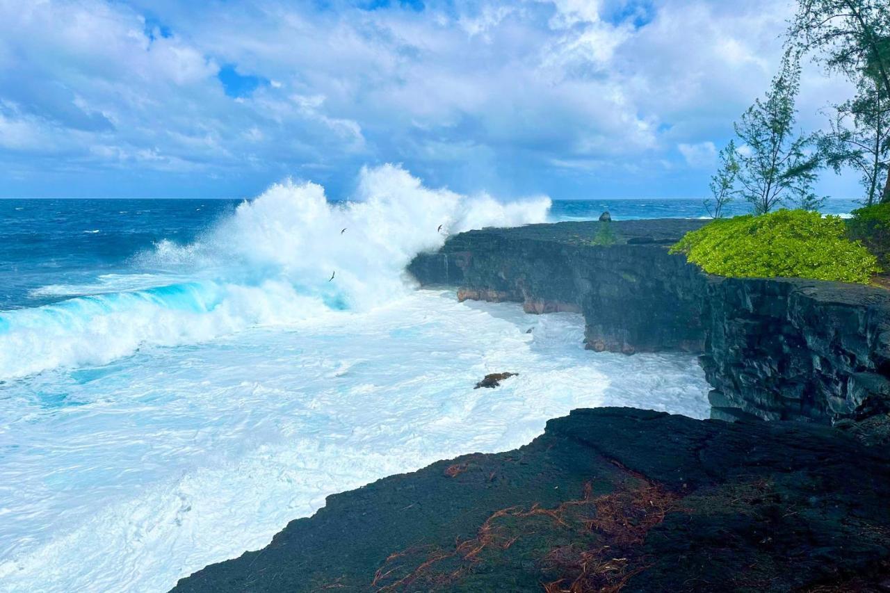 Direct Oceanfront, Big Island Home Keaau Exterior photo